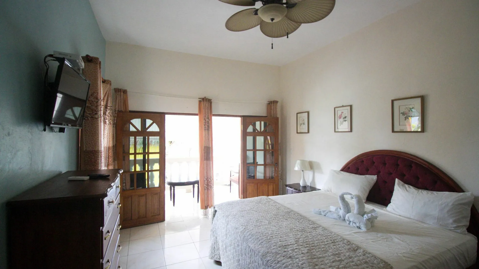 *** Vendégház Chateau Margarite Bed And Breakfast Montego Bay Jamaica