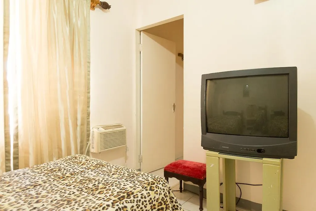 Chateau Margarite Bed And Breakfast Бухта Монтего 3*,