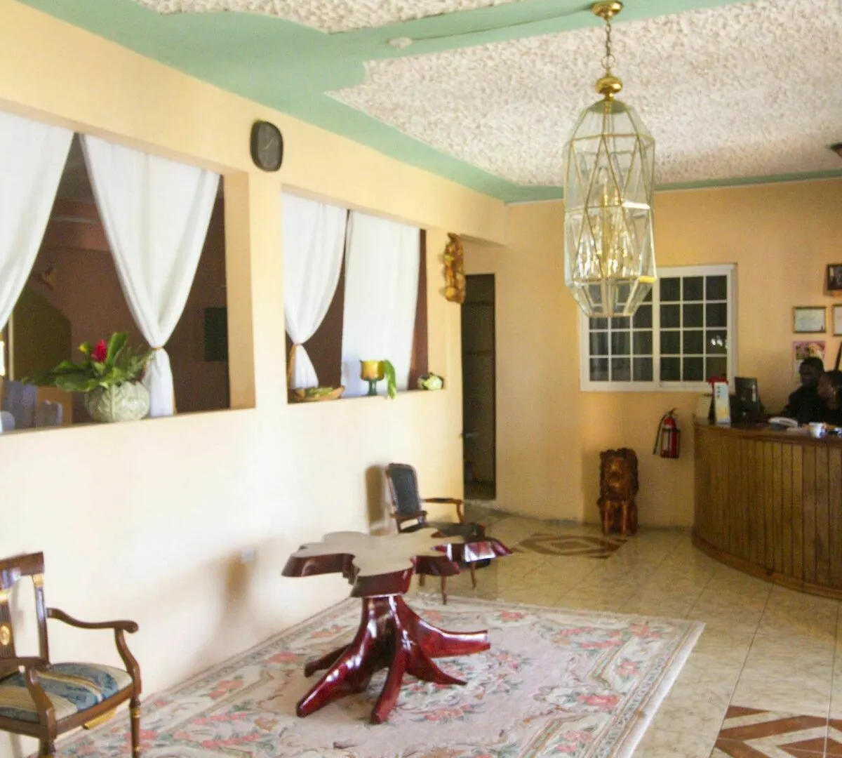 Гостевой дом Chateau Margarite Bed And Breakfast Бухта Монтего
